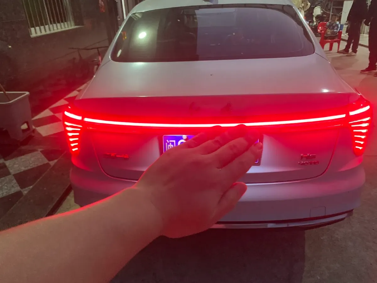 2023 HongQi H5 2.0T 224HP L4 8AT,autocango,china used car exporter,china ev exporter,chinese used car exporter,chinese used ev exporter