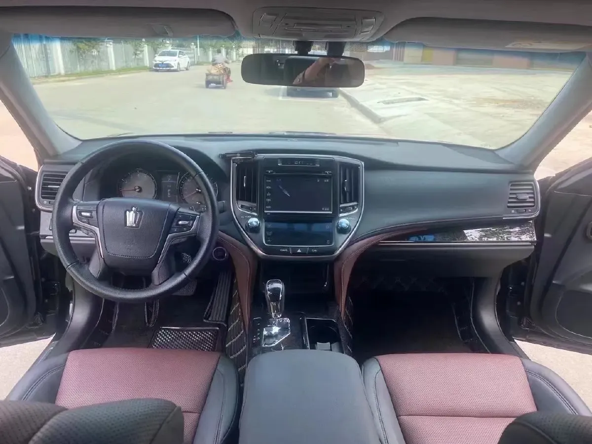 2018 Toyota Highlander 2.0T 220HP L4 6AT,autocango,china used car exporter,china ev exporter,chinese used car exporter,chinese used ev exporter