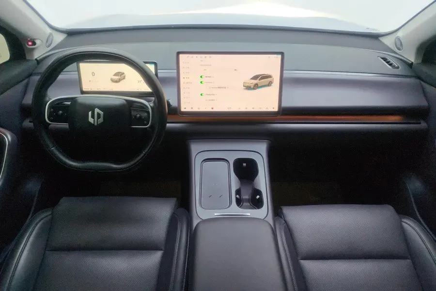 2024 Leapmotor C16 1.5L 95HP L4 REEV 28.4KWH,autocango,china used car exporter,china ev exporter,chinese used car exporter,chinese used ev exporter