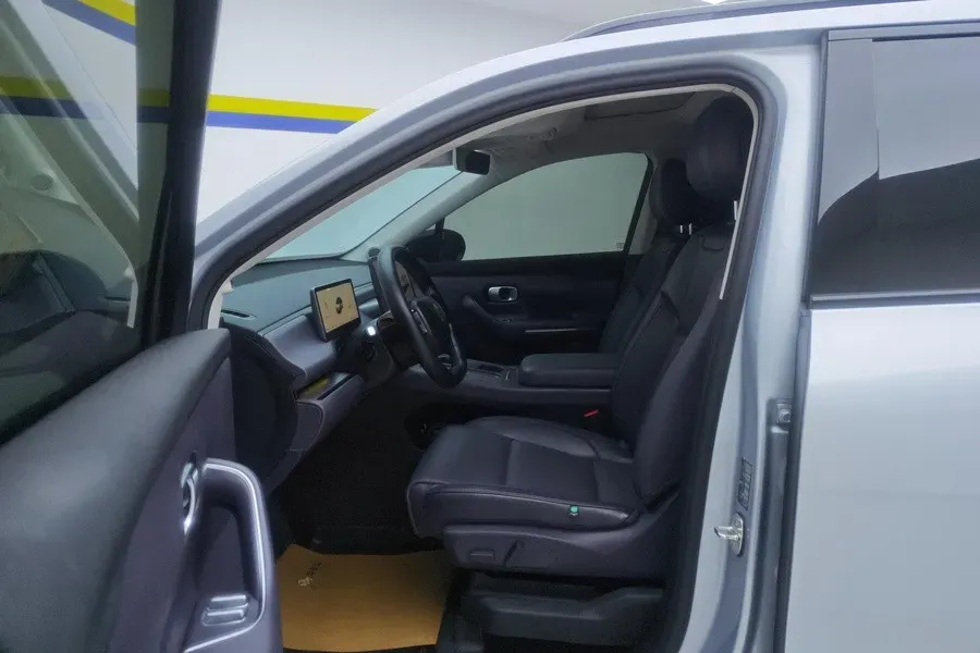 2024 Leapmotor C16 1.5L 95HP L4 REEV 28.4KWH,autocango,china used car exporter,china ev exporter,chinese used car exporter,chinese used ev exporter