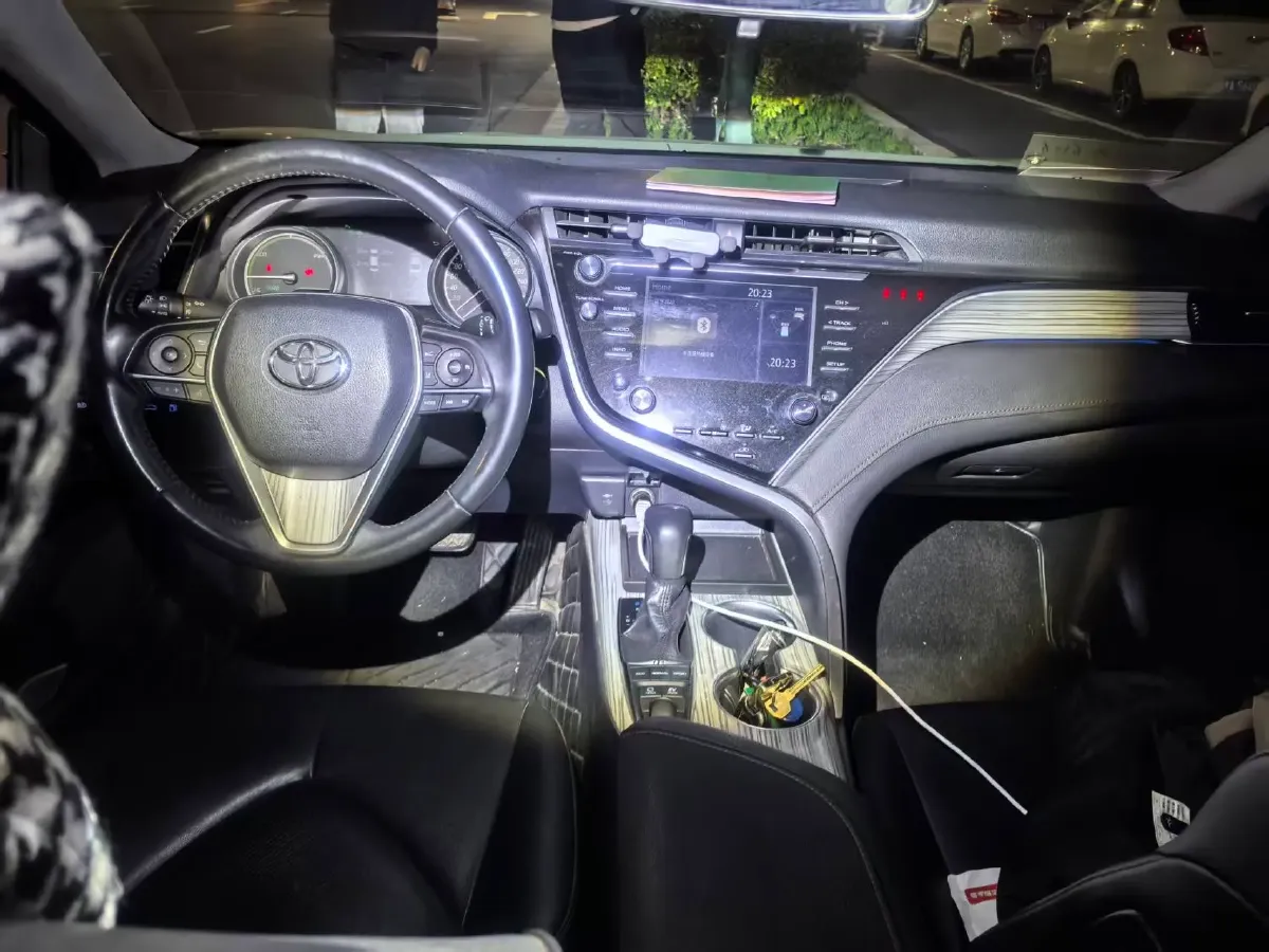 2018 Toyota Camry 2.5L 178HP L4 E-CVT Hybrid,autocango,china used car exporter,china ev exporter,chinese used car exporter,chinese used ev exporter