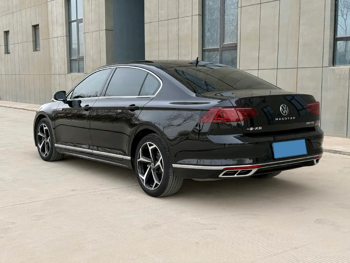 2023 Volkswagen Magotan 2.0T 186HP L4 7DCT,autocango,china used car exporter,china ev exporter,chinese used car exporter,chinese used ev exporter