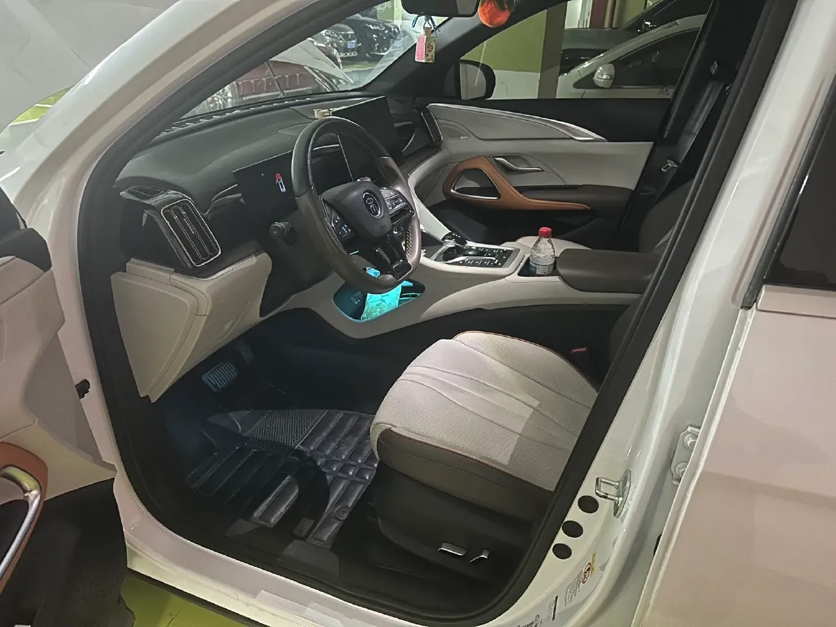 2022 Ruichi Auto EC35 BEV 82HP BEV 36.288KWH,autocango,china used car exporter,china ev exporter,chinese used car exporter,chinese used ev exporter