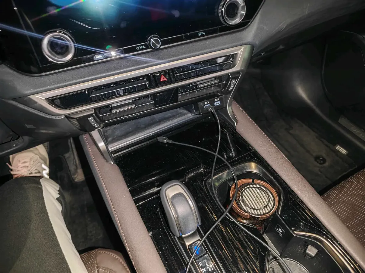 2023 Lexus RX 2.5L 189HP L4 E-CVT Hybrid,autocango,china used car exporter,china ev exporter,chinese used car exporter,chinese used ev exporter