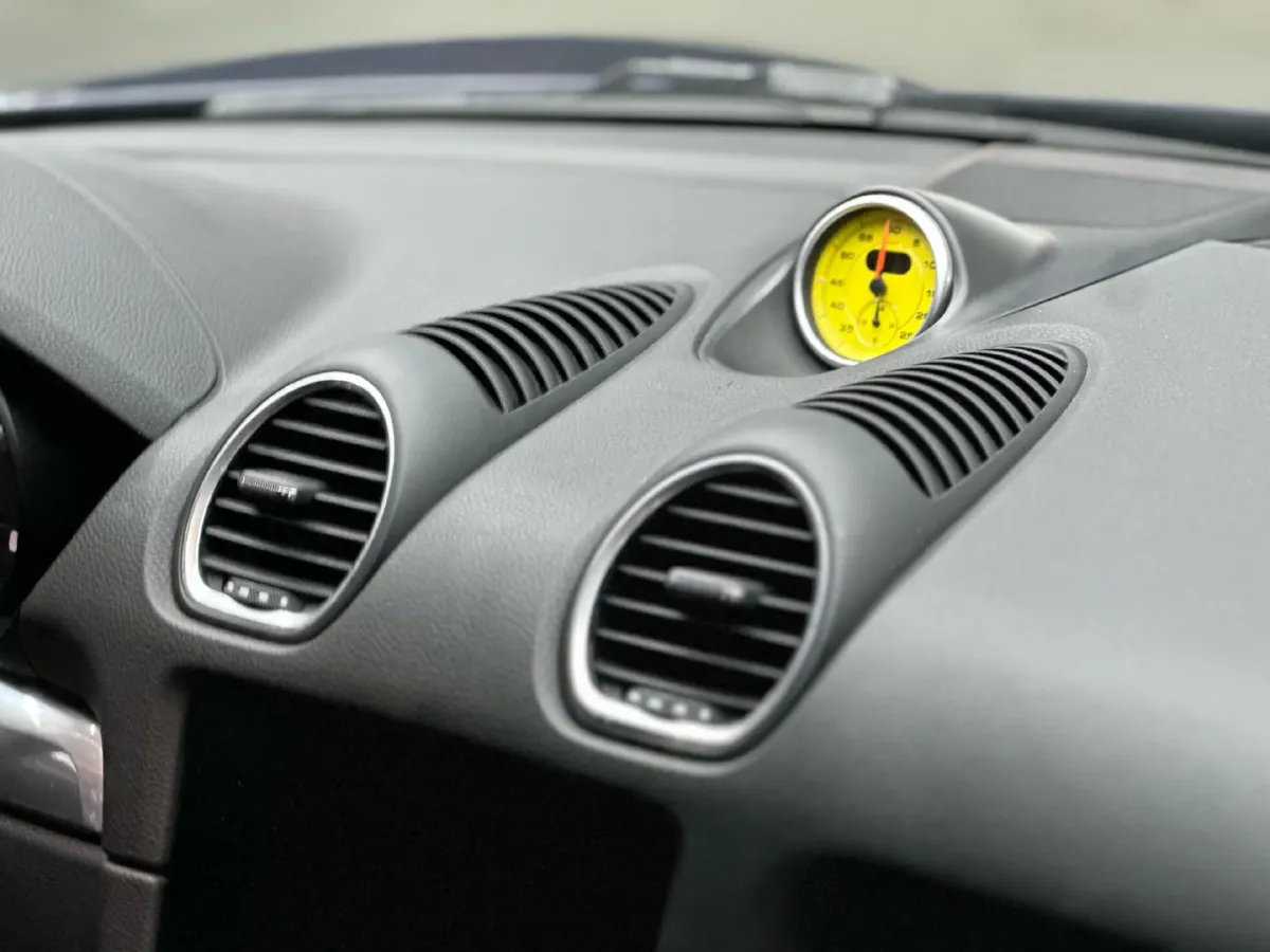 2018 Porsche 718 2.0T 250HP H4 7DCT,autocango,china used car exporter,china ev exporter,chinese used car exporter,chinese used ev exporter