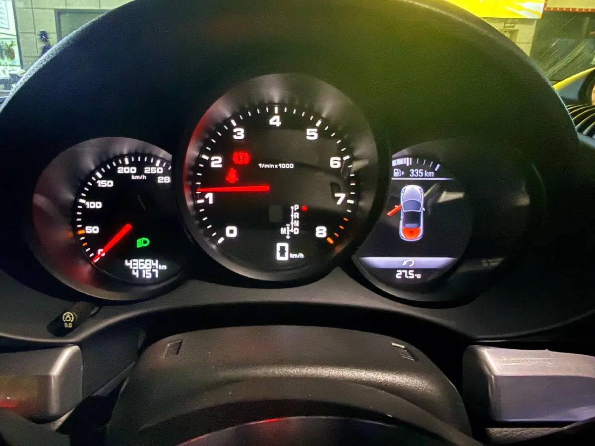 2018 Porsche 718 2.0T 250HP H4 7DCT,autocango,china used car exporter,china ev exporter,chinese used car exporter,chinese used ev exporter