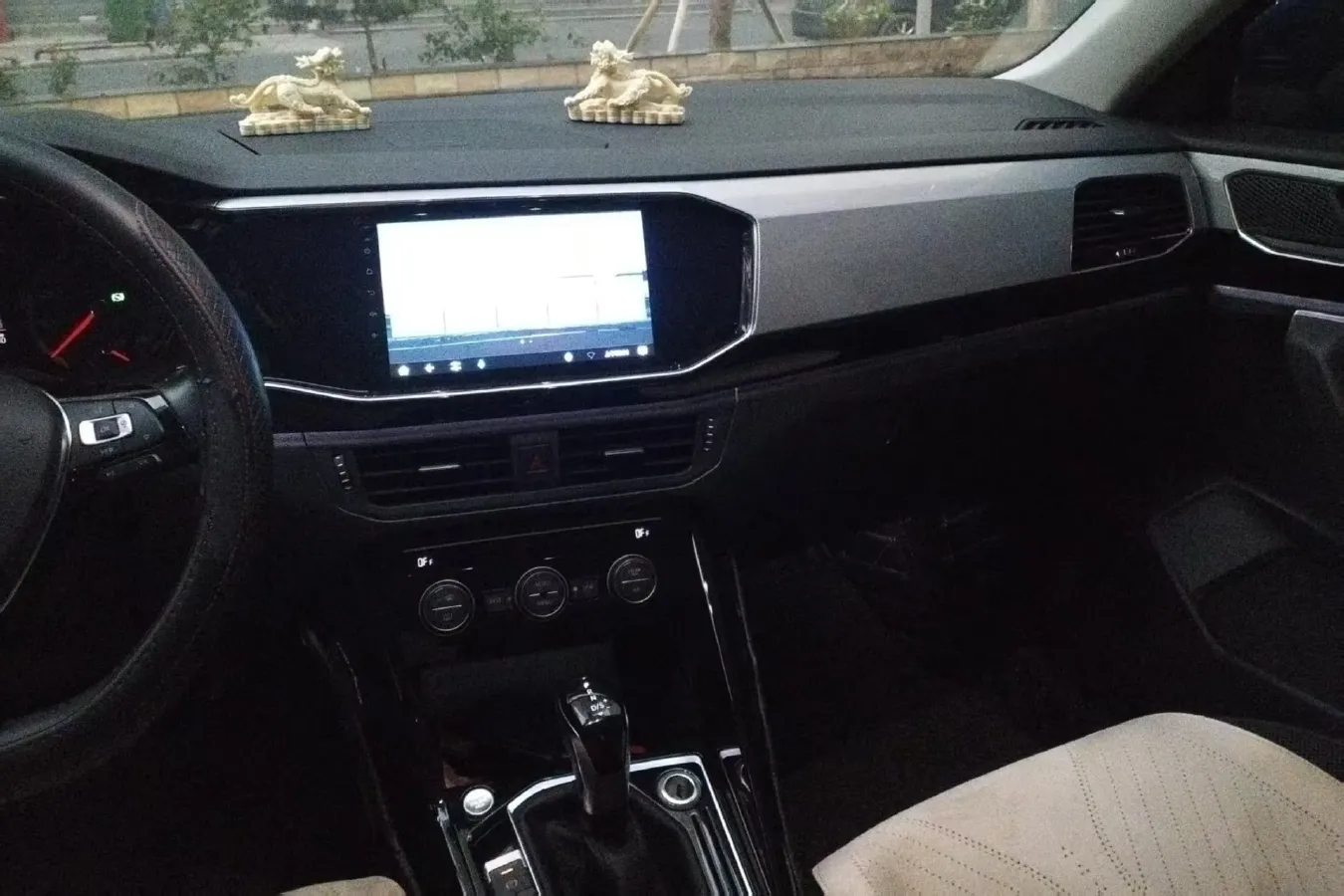 2019 Jeep Cherokee 2.0T 234HP L4 9AT,autocango,china used car exporter,china ev exporter,chinese used car exporter,chinese used ev exporter