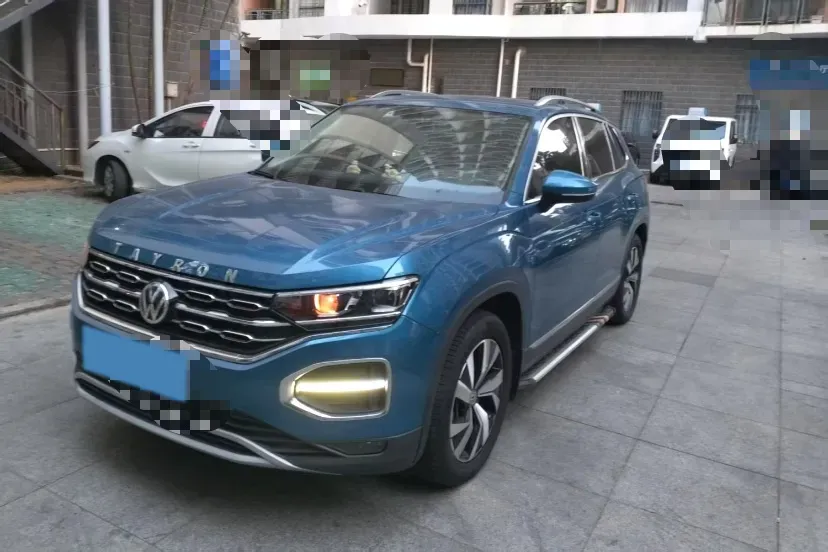 2019 Jeep Cherokee 2.0T 234HP L4 9AT,autocango,china used car exporter,china ev exporter,chinese used car exporter,chinese used ev exporter