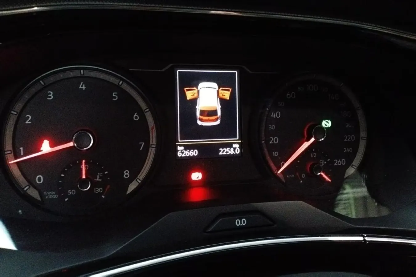 2019 Jeep Cherokee 2.0T 234HP L4 9AT,autocango,china used car exporter,china ev exporter,chinese used car exporter,chinese used ev exporter