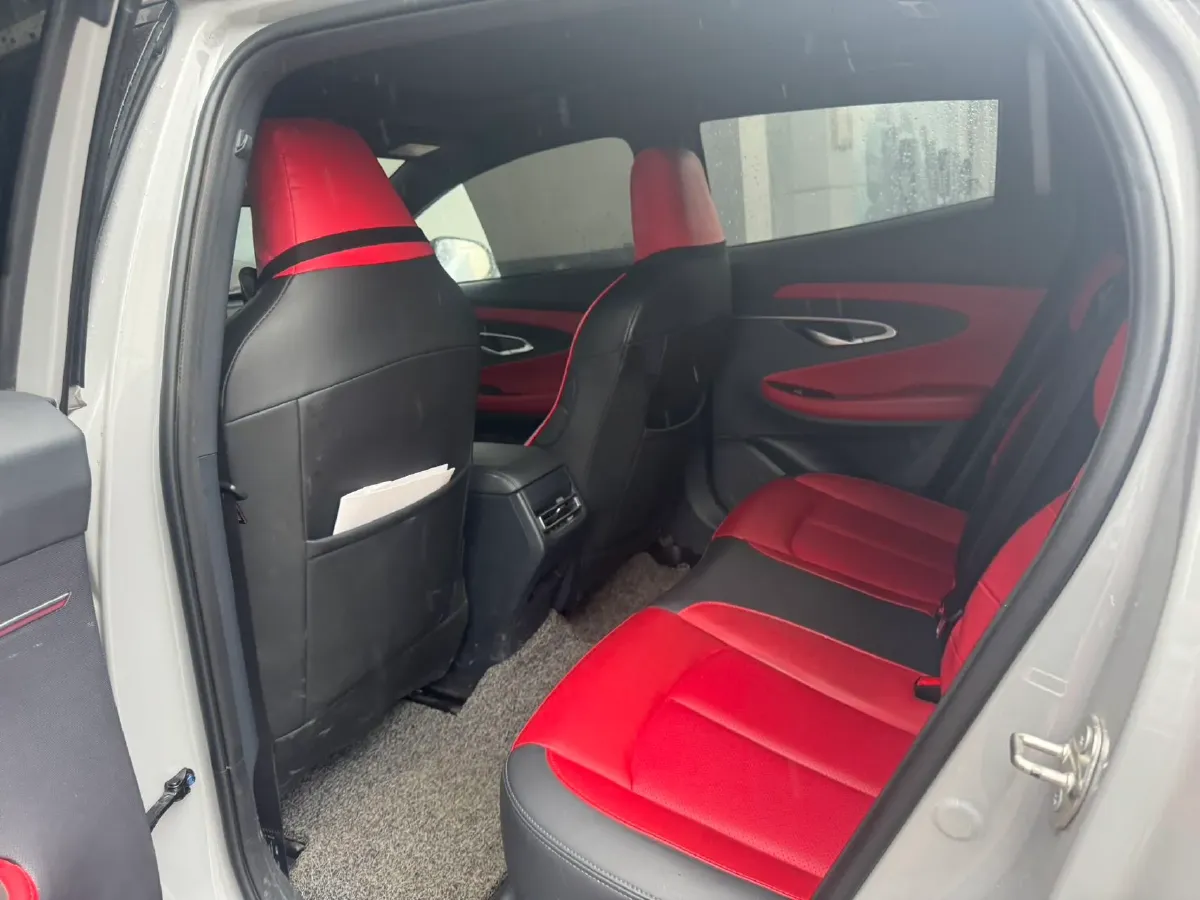 2020 ChangAn UNI-T 1.5T 180HP L4 7DCT,autocango,china used car exporter,china ev exporter,chinese used car exporter,chinese used ev exporter