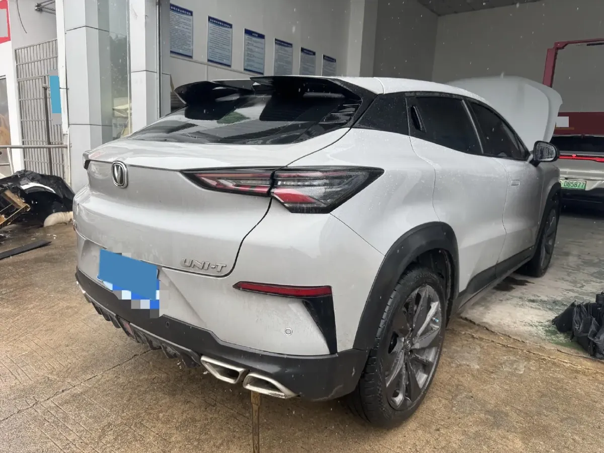 2020 ChangAn UNI-T 1.5T 180HP L4 7DCT,autocango,china used car exporter,china ev exporter,chinese used car exporter,chinese used ev exporter
