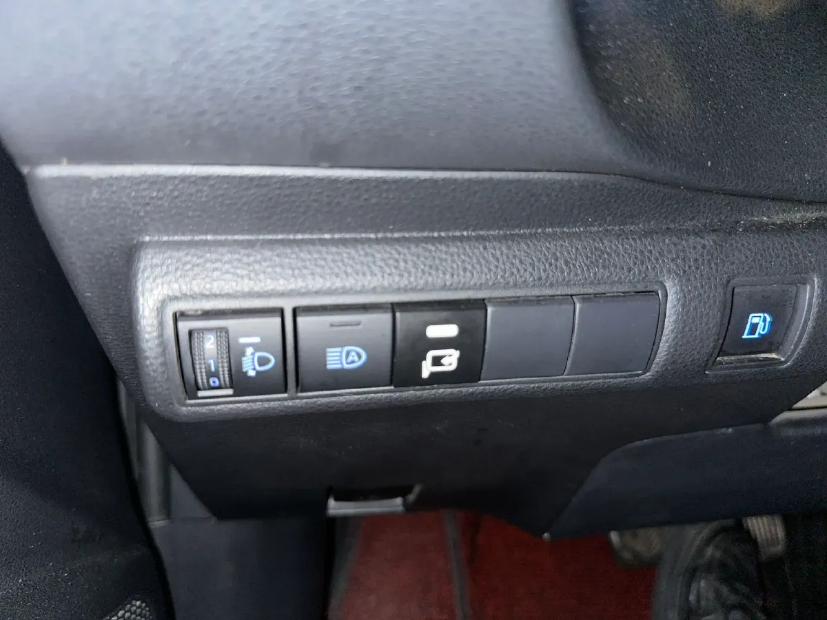 2022 Toyota Corolla 1.8L 98HP L4 E-CVT Hybrid,autocango,china used car exporter,china ev exporter,chinese used car exporter,chinese used ev exporter