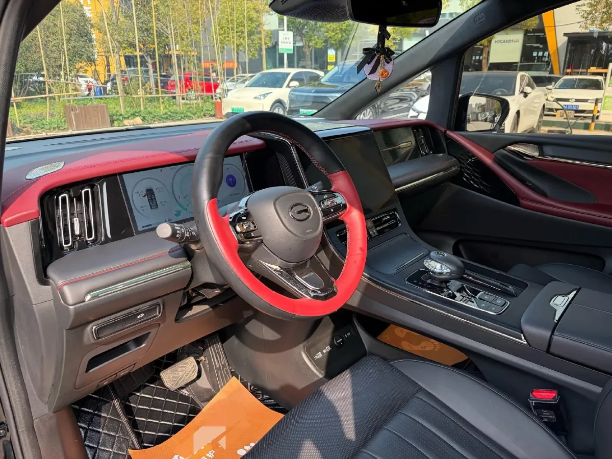 2024 GAC Trumpchi M8 2.0T 252HP L4 8AT,autocango,china used car exporter,china ev exporter,chinese used car exporter,chinese used ev exporter