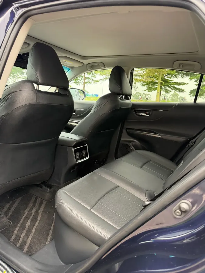 2022 Toyota Harrier 2.5L 178HP L4 E-CVT Hybrid,autocango,china used car exporter,china ev exporter,chinese used car exporter,chinese used ev exporter