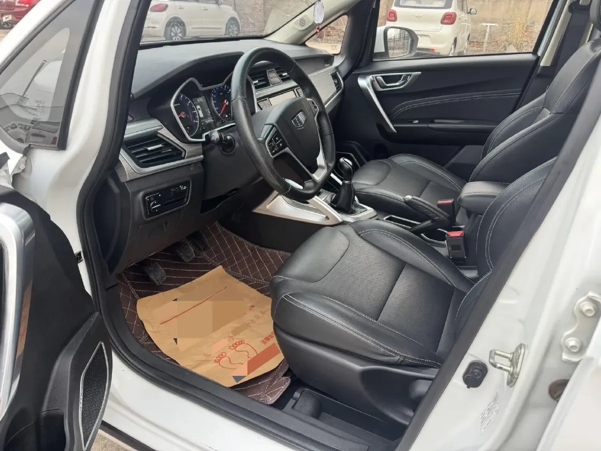 2017 Geely Vision X3 1.5L 102HP L4 5MT,autocango,china used car exporter,china ev exporter,chinese used car exporter,chinese used ev exporter