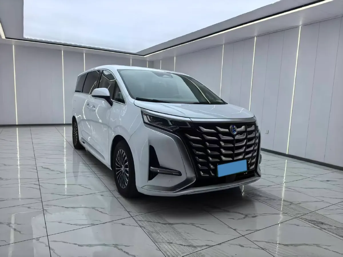 2022 Mercedes-Benz GLC Class 2.0T 197HP L4 9AT,autocango,china used car exporter,china ev exporter,chinese used car exporter,chinese used ev exporter