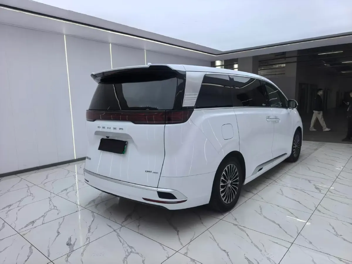 2022 Mercedes-Benz GLC Class 2.0T 197HP L4 9AT,autocango,china used car exporter,china ev exporter,chinese used car exporter,chinese used ev exporter