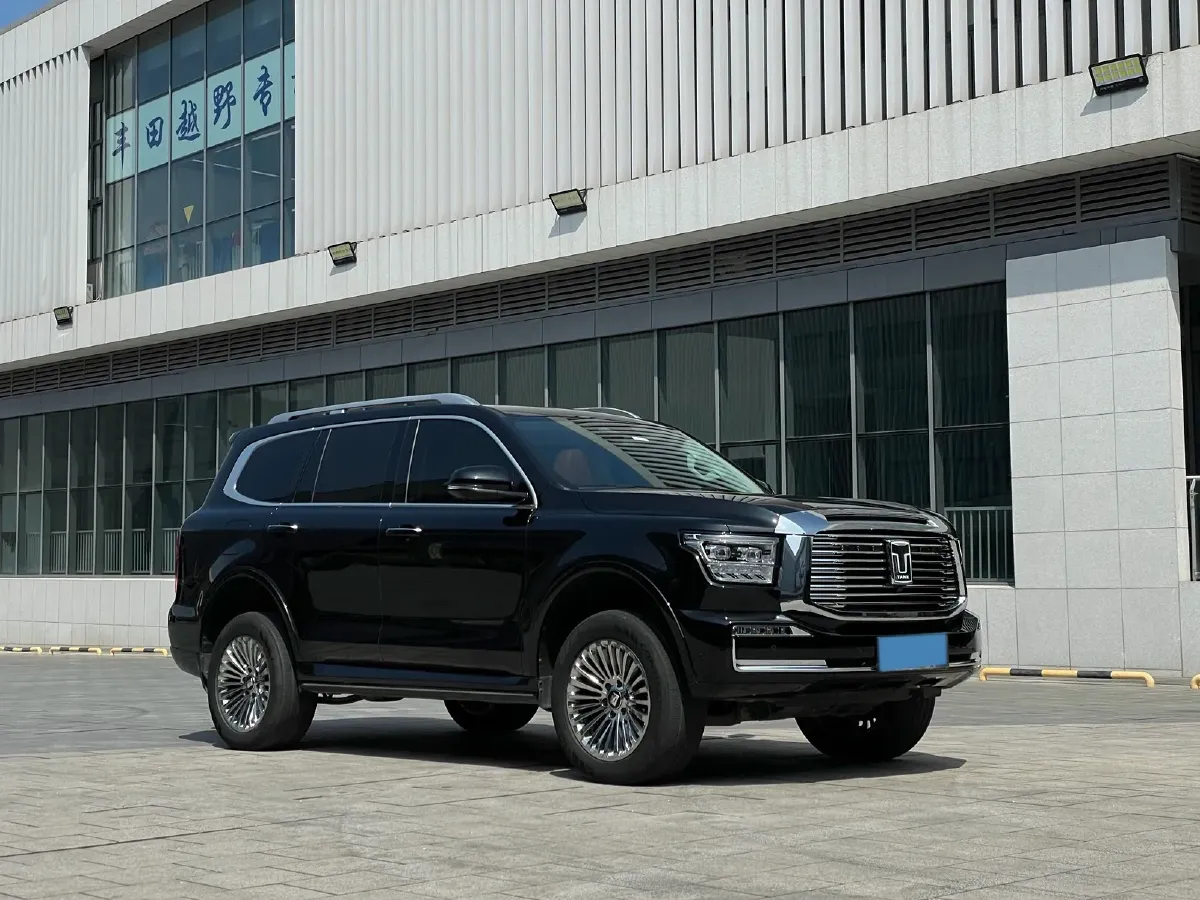 2024 Tank 500 2.0T 252HP L4 9AT PHEV 37.1/36.7KWH,autocango,china used car exporter,china ev exporter,chinese used car exporter,chinese used ev exporter