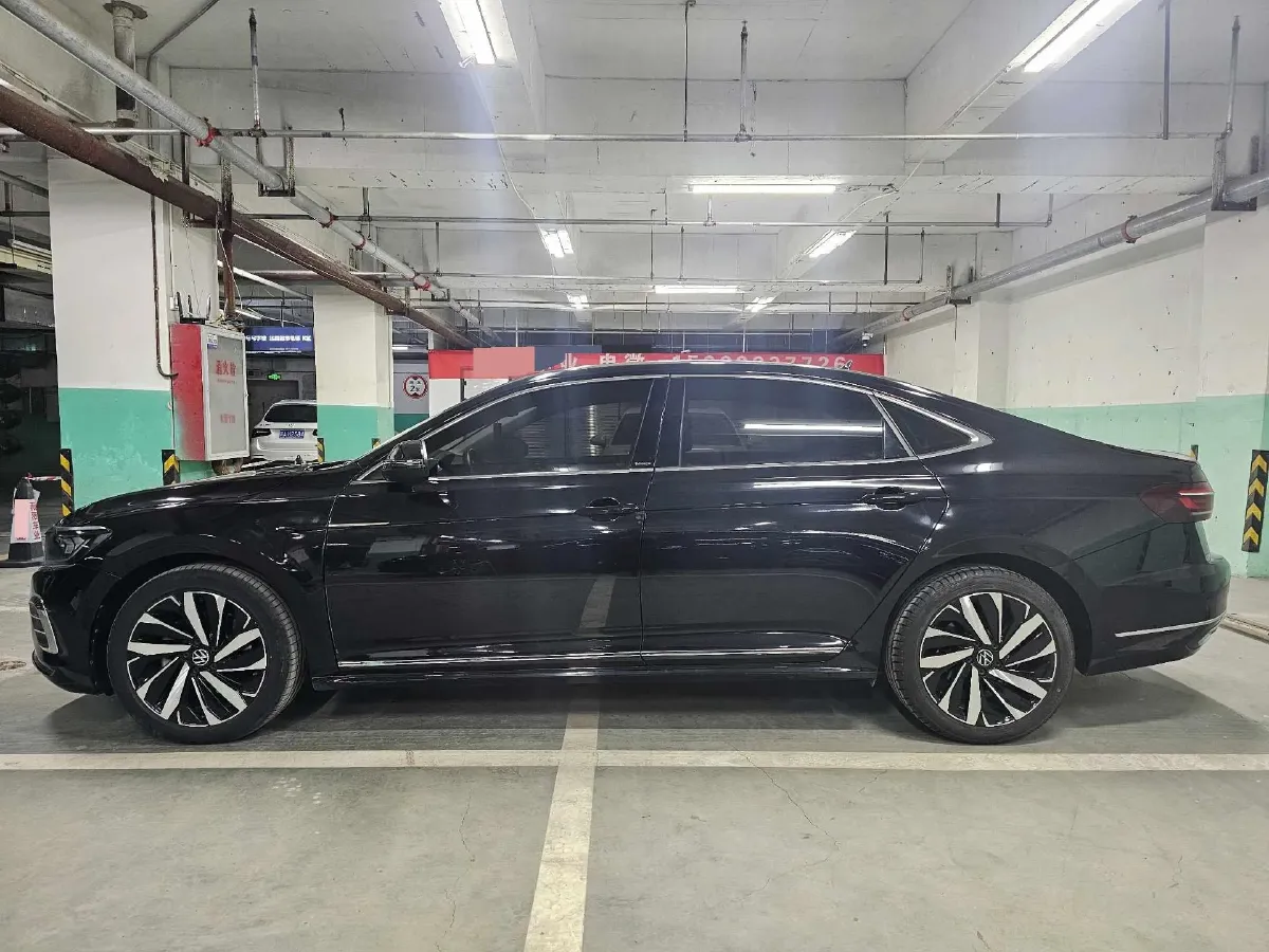 2024 Volkswagen Passat 2.0T 186HP L4 7DCT,autocango,china used car exporter,china ev exporter,chinese used car exporter,chinese used ev exporter