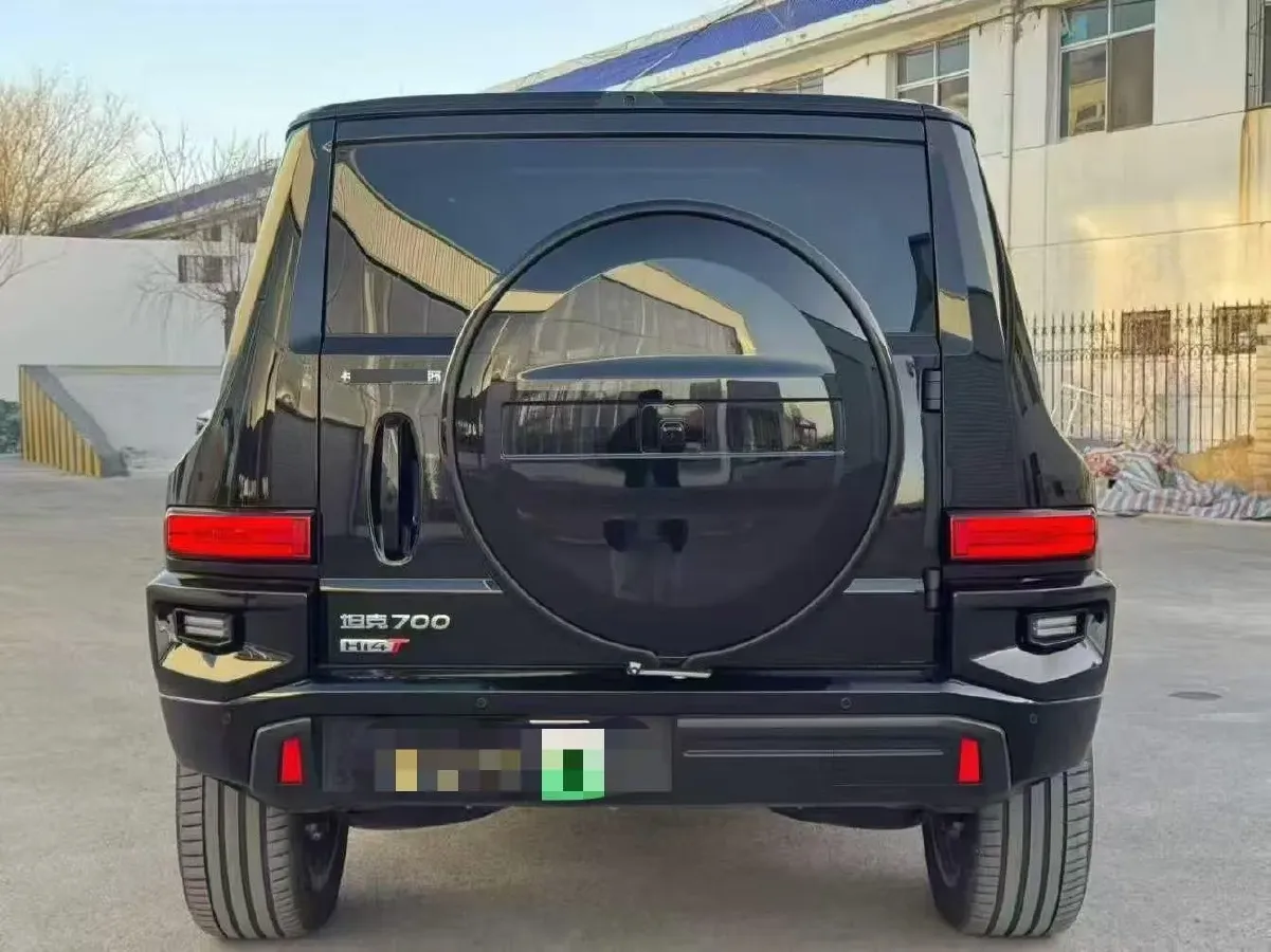 2024 Tank 700 3.0T 360HP V6 9AT PHEV 37.1KWH,autocango,china used car exporter,china ev exporter,chinese used car exporter,chinese used ev exporter