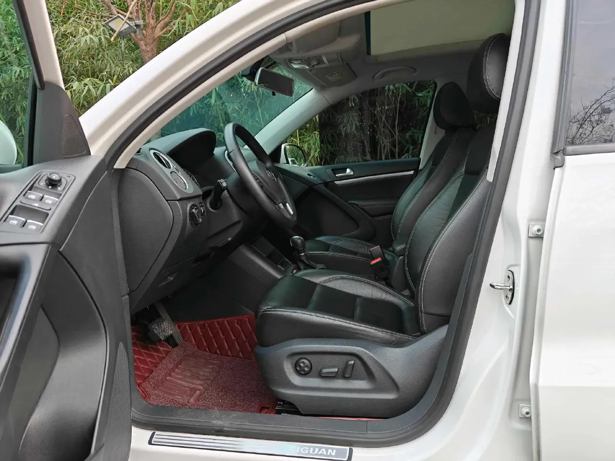 2017 Haval H9 2.0T 190HP L4 8AT,autocango,china used car exporter,china ev exporter,chinese used car exporter,chinese used ev exporter