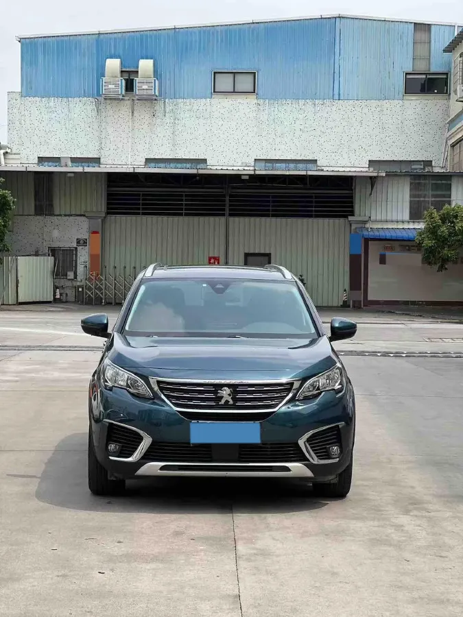 2017 Peugeot 5008 1.8T 204HP L4 6AT,autocango,china used car exporter,china ev exporter,chinese used car exporter,chinese used ev exporter
