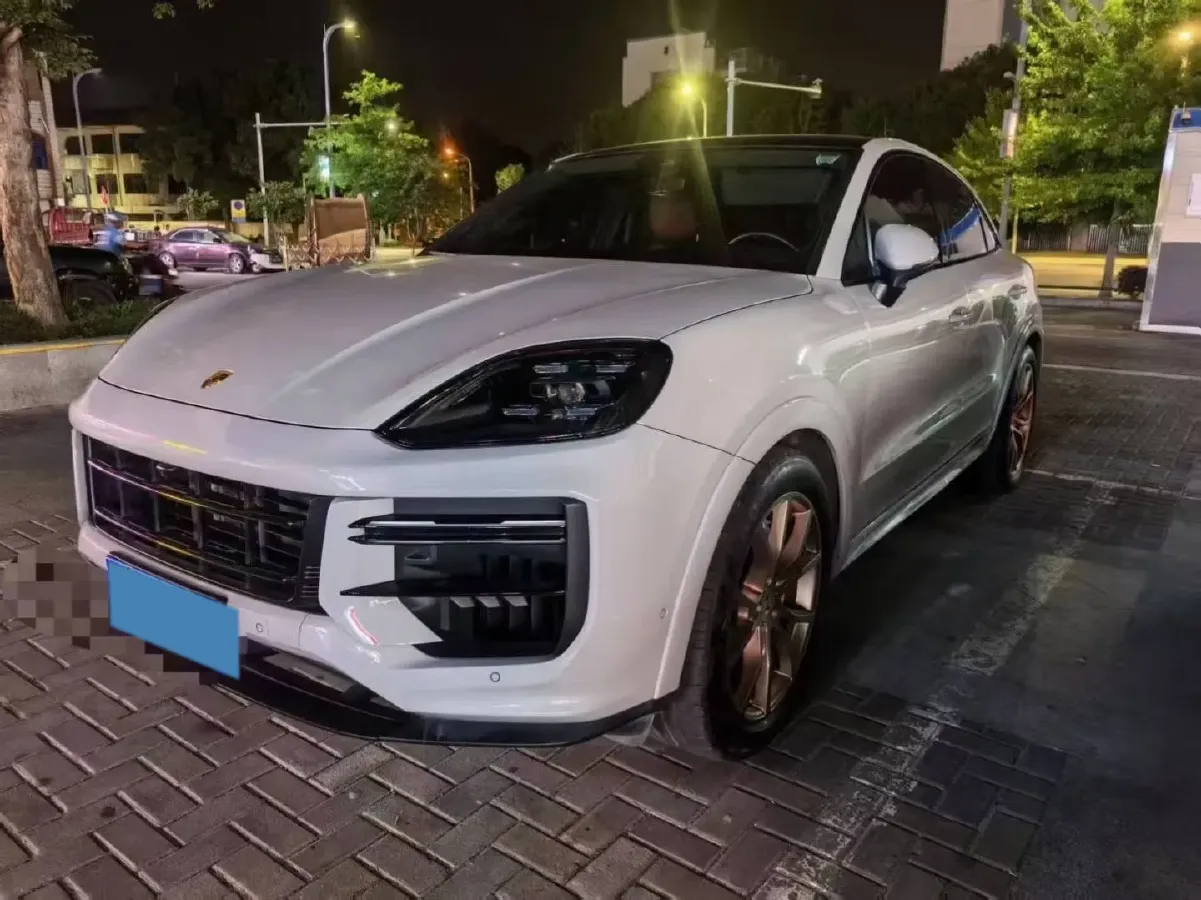 2024 Porsche Cayenne 3.0T 354HP V6 8AT,autocango,china used car exporter,china ev exporter,chinese used car exporter,chinese used ev exporter