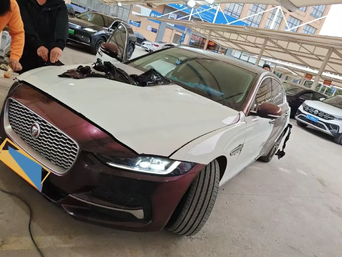 2020 Jaguar XFL 2.0T 200HP L4 8AT,autocango,china used car exporter,china ev exporter,chinese used car exporter,chinese used ev exporter