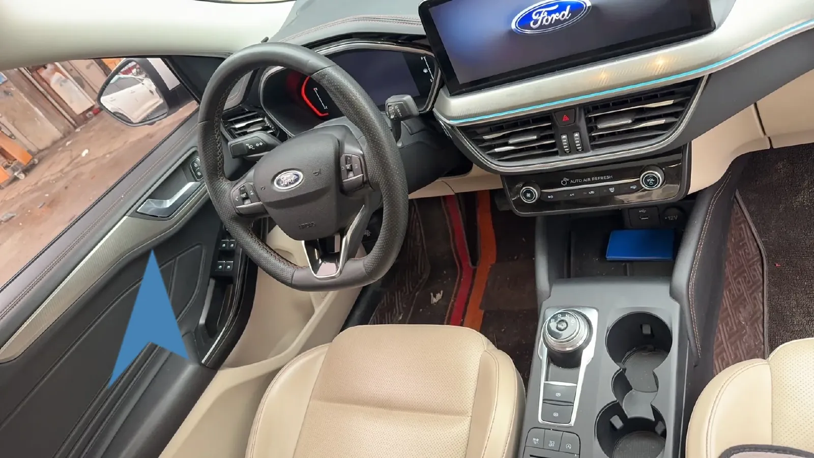 2021 Ford Focus 1.5T 174HP L3 8AT,autocango,china used car exporter,china ev exporter,chinese used car exporter,chinese used ev exporter