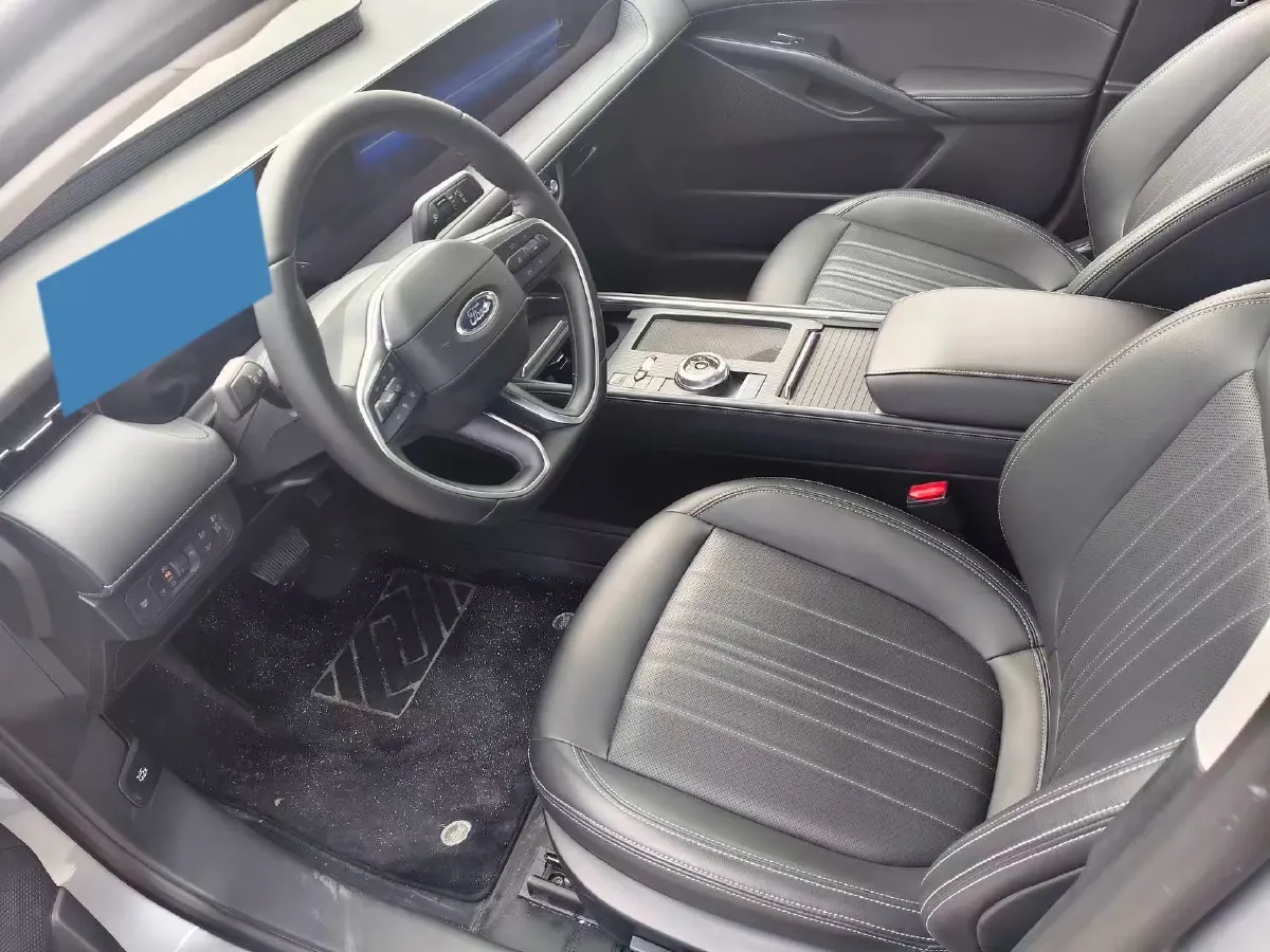 2025 Ford Mondeo 2.0T 254HP L4 8AT,autocango,china used car exporter,china ev exporter,chinese used car exporter,chinese used ev exporter