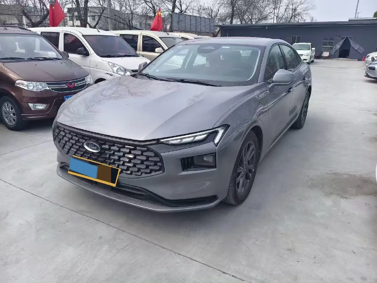 2025 Ford Mondeo 2.0T 254HP L4 8AT,autocango,china used car exporter,china ev exporter,chinese used car exporter,chinese used ev exporter