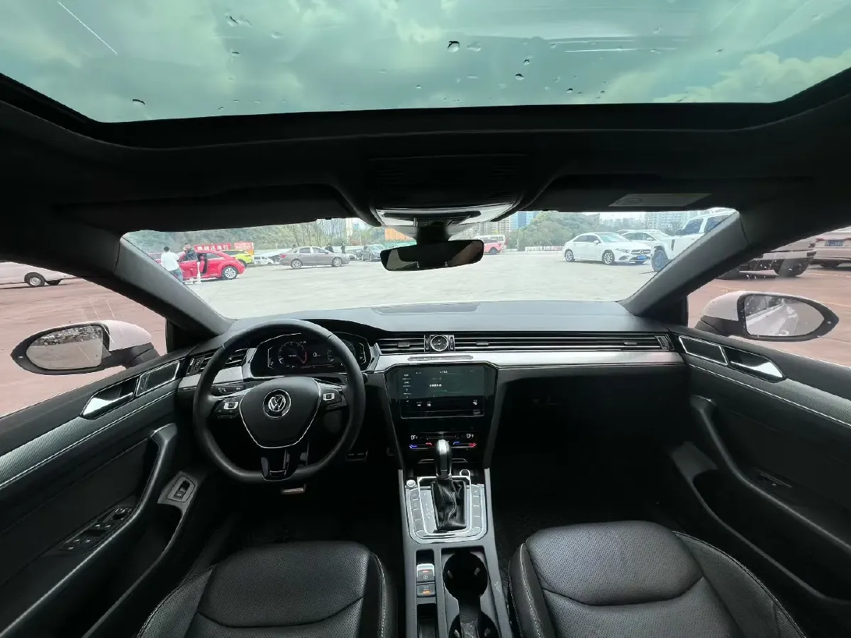 2020 Volkswagen CC 2.0T 186HP L4 7DCT,autocango,china used car exporter,china ev exporter,chinese used car exporter,chinese used ev exporter