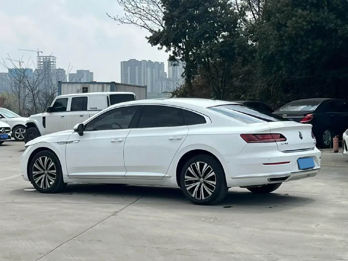 2020 Volkswagen CC 2.0T 186HP L4 7DCT,autocango,china used car exporter,china ev exporter,chinese used car exporter,chinese used ev exporter