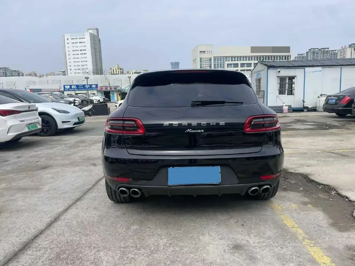 2016 Porsche Macan 2.0T 237HP L4 7DCT,autocango,china used car exporter,china ev exporter,chinese used car exporter,chinese used ev exporter