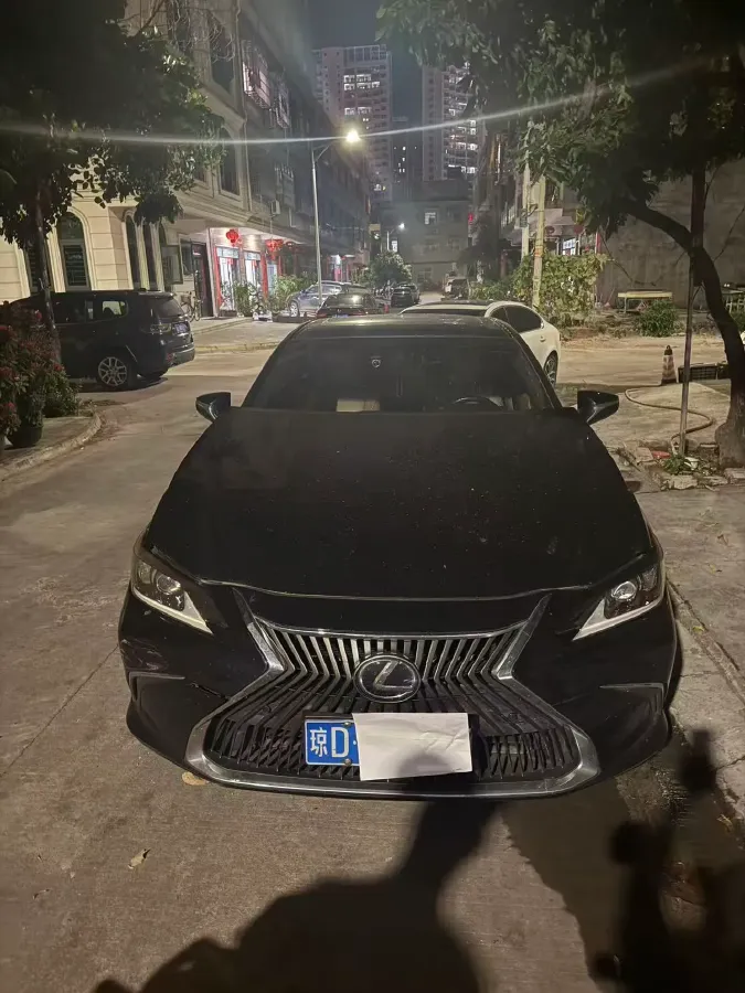 2018 Lexus ES 2.0L 167HP L4 6AT,autocango,china used car exporter,china ev exporter,chinese used car exporter,chinese used ev exporter