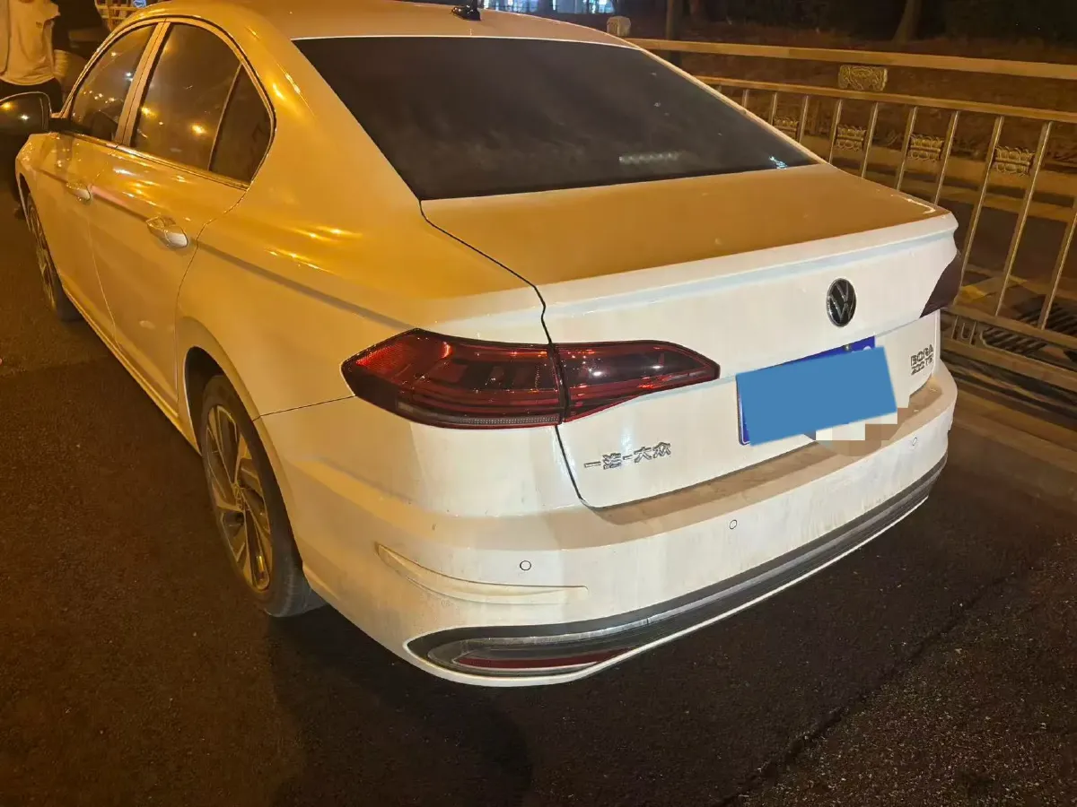 2023 Volkswagen Bora 1.2T 116HP L4 7DCT,autocango,china used car exporter,china ev exporter,chinese used car exporter,chinese used ev exporter