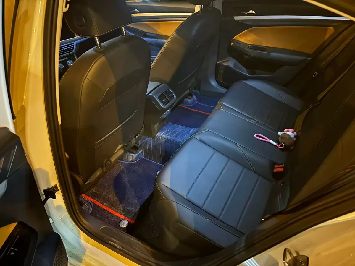 2023 Volkswagen Bora 1.2T 116HP L4 7DCT,autocango,china used car exporter,china ev exporter,chinese used car exporter,chinese used ev exporter