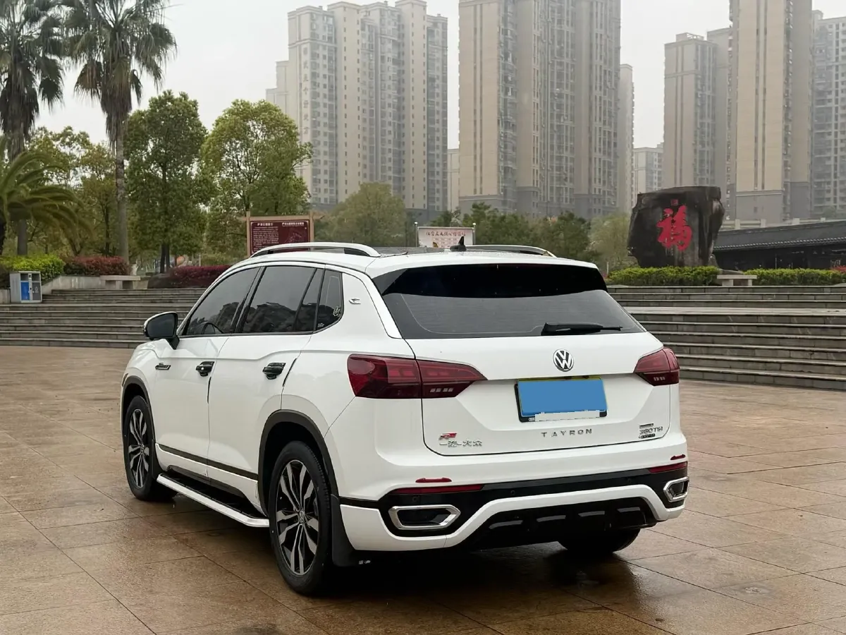 2021 Volkswagen Tayron 2.0T 220HP L4 7DCT,autocango,china used car exporter,china ev exporter,chinese used car exporter,chinese used ev exporter