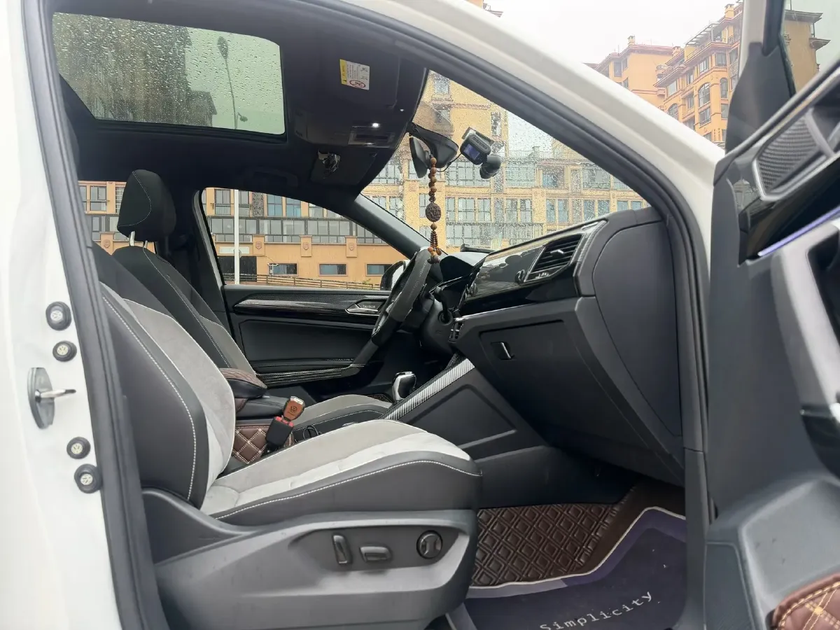 2021 Volkswagen Tayron 2.0T 220HP L4 7DCT,autocango,china used car exporter,china ev exporter,chinese used car exporter,chinese used ev exporter