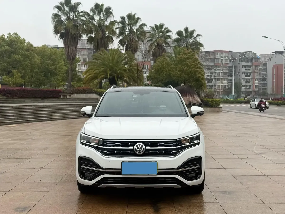 2021 Volkswagen Tayron 2.0T 220HP L4 7DCT,autocango,china used car exporter,china ev exporter,chinese used car exporter,chinese used ev exporter
