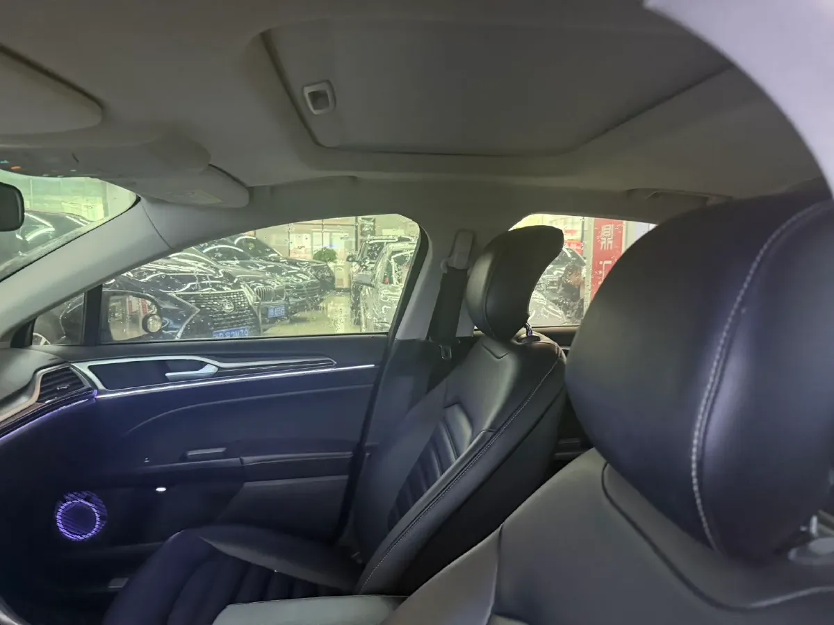 2020 Ford Mondeo 1.5T 182HP L4 6AT,autocango,china used car exporter,china ev exporter,chinese used car exporter,chinese used ev exporter