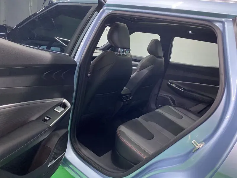 2023 Geely Azkarra 1.5T 181HP L4 7DCT,autocango,china used car exporter,china ev exporter,chinese used car exporter,chinese used ev exporter