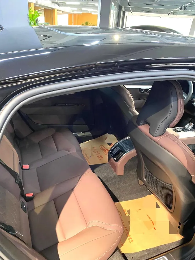 2026 Volvo S90 2.0T 250HP L4 8AT,autocango,china used car exporter,china ev exporter,chinese used car exporter,chinese used ev exporter