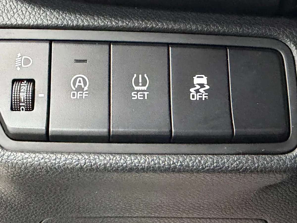 2020 Kia KX3 1.5L 115HP L4 CVT,autocango,china used car exporter,china ev exporter,chinese used car exporter,chinese used ev exporter