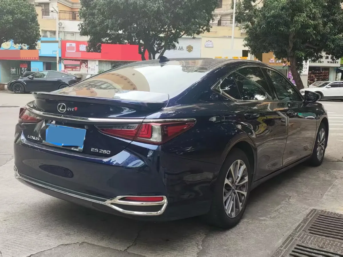 2021 Lexus ES 2.0L 173HP L4 CVT,autocango,china used car exporter,china ev exporter,chinese used car exporter,chinese used ev exporter