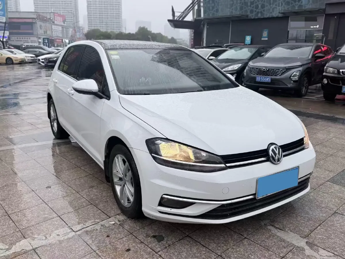 2018 Volkswagen Golf 1.6L 110HP L4 6AT,autocango,china used car exporter,china ev exporter,chinese used car exporter,chinese used ev exporter