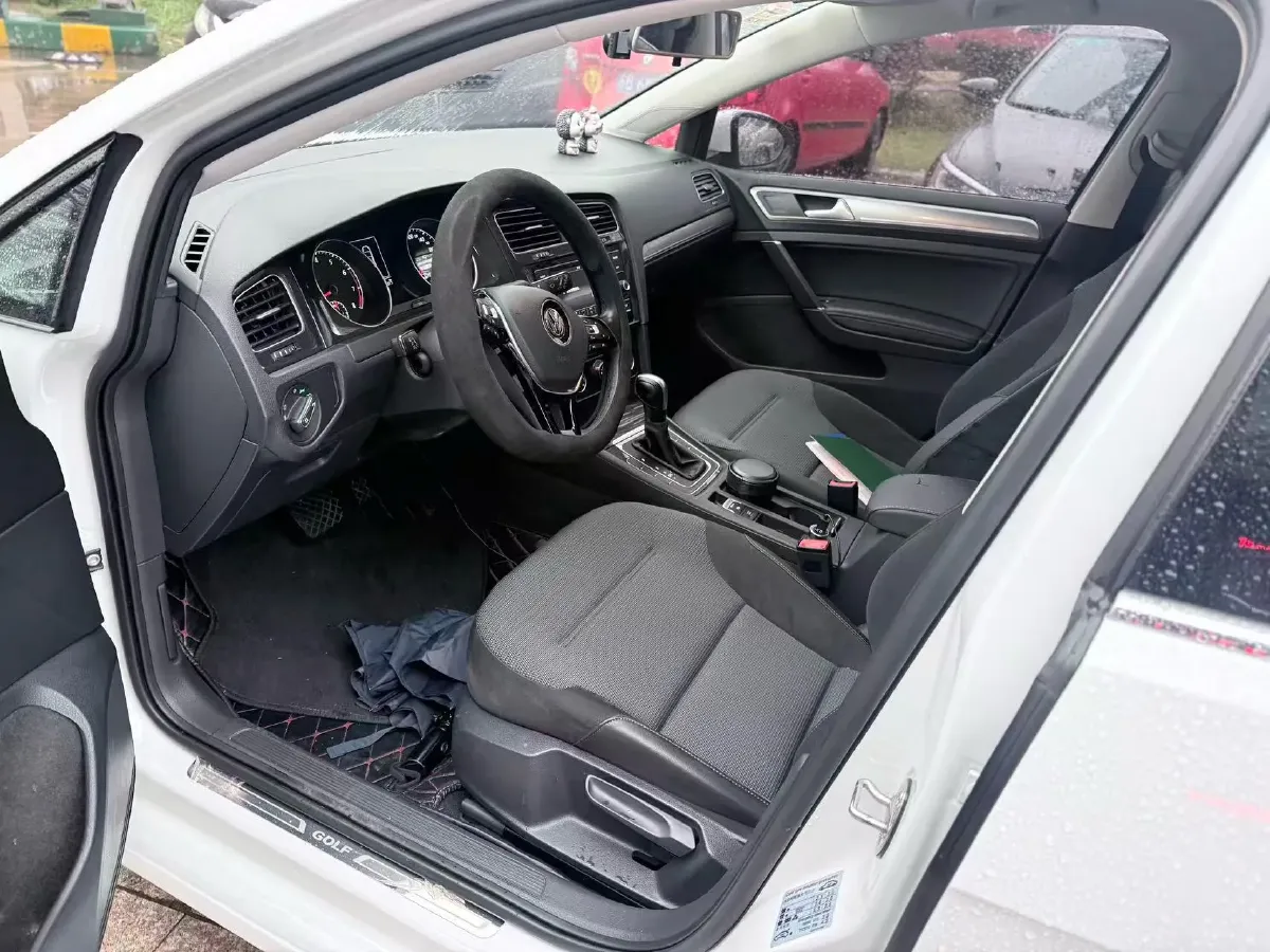 2018 Volkswagen Golf 1.6L 110HP L4 6AT,autocango,china used car exporter,china ev exporter,chinese used car exporter,chinese used ev exporter