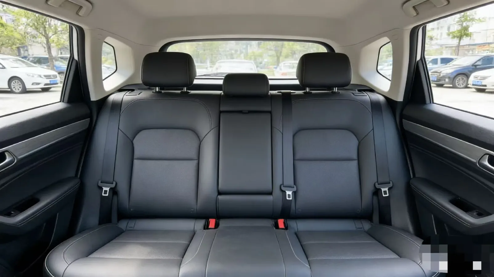 2019 Geely Tugella 2.0T 238HP L4 8AT,autocango,china used car exporter,china ev exporter,chinese used car exporter,chinese used ev exporter