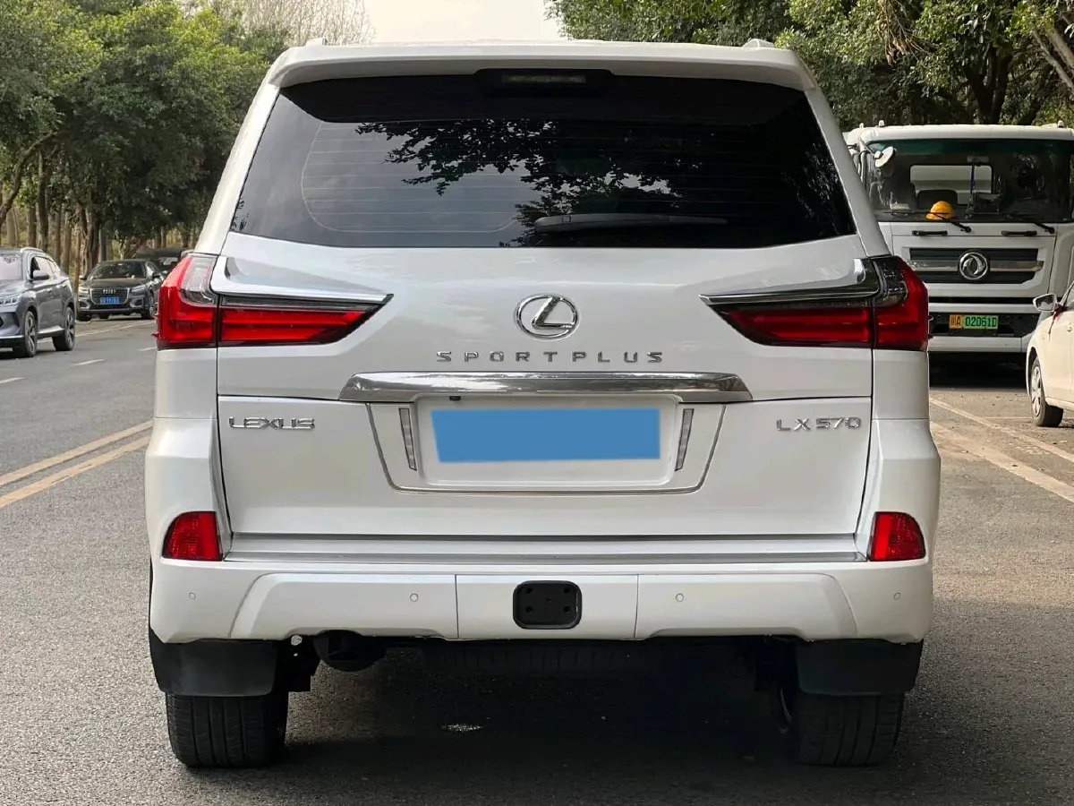 2017 Lexus LX 5.7L 367HP V8 8AT,autocango,china used car exporter,china ev exporter,chinese used car exporter,chinese used ev exporter