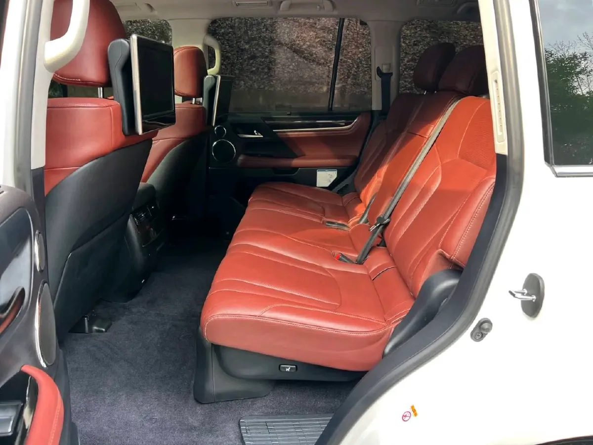 2017 Lexus LX 5.7L 367HP V8 8AT,autocango,china used car exporter,china ev exporter,chinese used car exporter,chinese used ev exporter